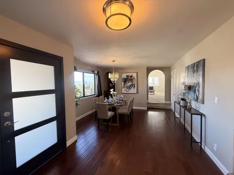 Entry Way - 1610 Calabrese Way, Gilroy, CA 95020 photo 3 of 5
