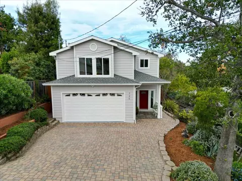 726 Hillcrest Dr, Redwood City, CA 94062