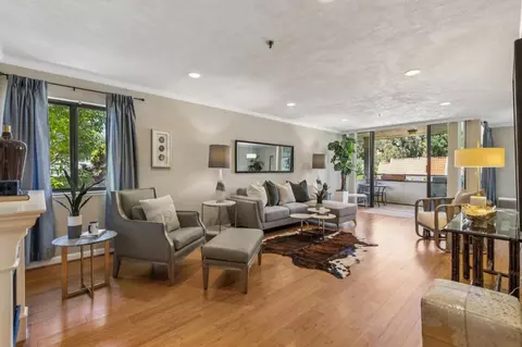 1115 Continentals Way 203, Belmont, CA 94002