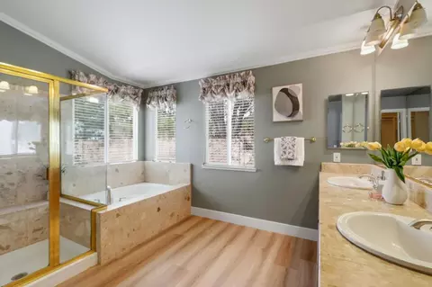 Bath - 808 Cameron Cir, Milpitas, CA 95035 photo 2 of 4