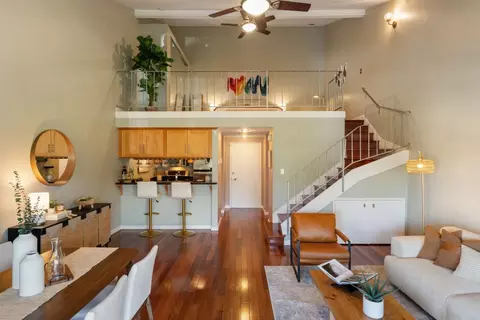 707 Fathom Dr 208, San Mateo, CA 94404