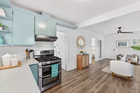 Kitchen - 318 Park Ave, Capitola, CA 95010 photo 3 of 7