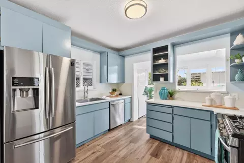 Kitchen - 318 Park Ave, Capitola, CA 95010 photo 4 of 7