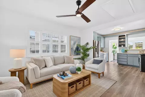 Living - 318 Park Ave, Capitola, CA 95010 photo 2 of 6