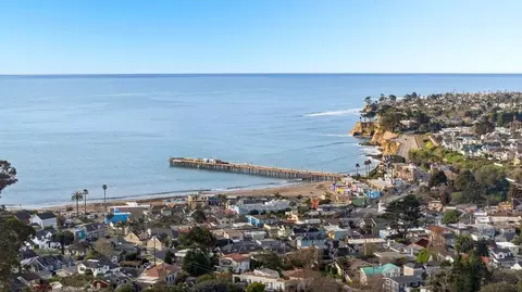 View/Area - 318 Park Ave, Capitola, CA 95010 photo 4 of 7