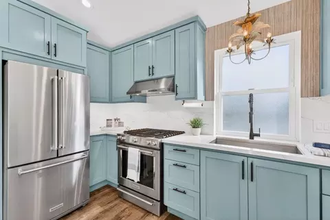 Kitchen - 318 Park Ave, Capitola, CA 95010 photo 1 of 7