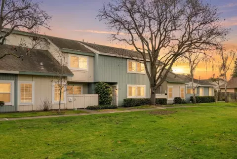 1072 Eagle Ln, Foster City, CA 94404
