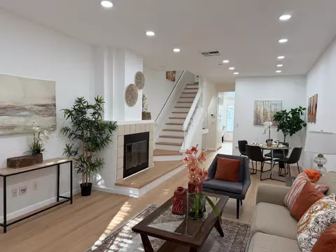 972 Belmont Ter 7, Sunnyvale, CA 94086