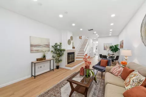 972 Belmont Ter 7, Sunnyvale, CA 94086