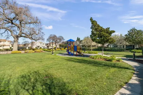 Exterior - 704 Tennyson Dr, Gilroy, CA 95020 photo 7 of 8