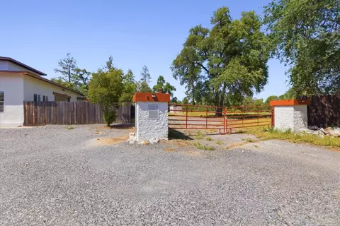 Exterior - 11240 Highway 49, Columbia, CA 95310 photo 7 of 13