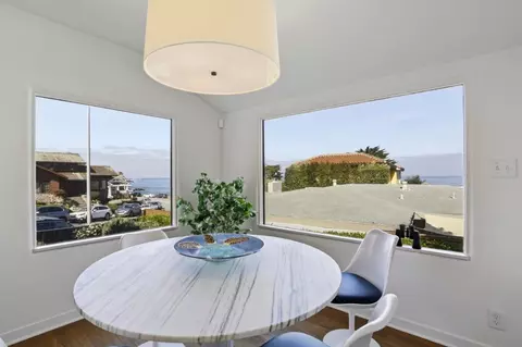 115 1st St, Pacific Grove, CA 93950