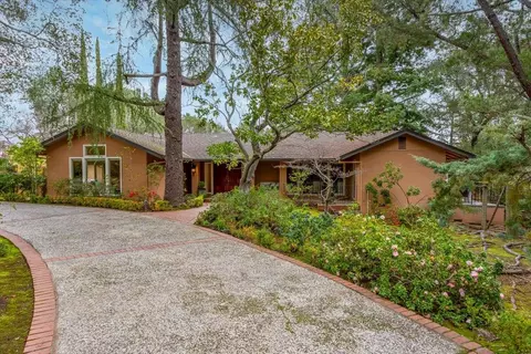 19401 San Marcos Rd, Saratoga, CA 95070
