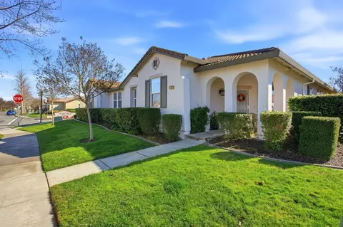 2360 Rose Arbor Dr, Sacramento, CA 95835