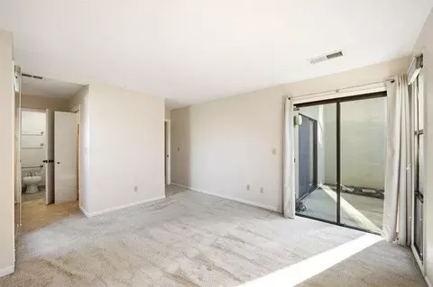 Bedroom - 1067 Padre Dr 2, Salinas, CA 93901 photo 2 of 4