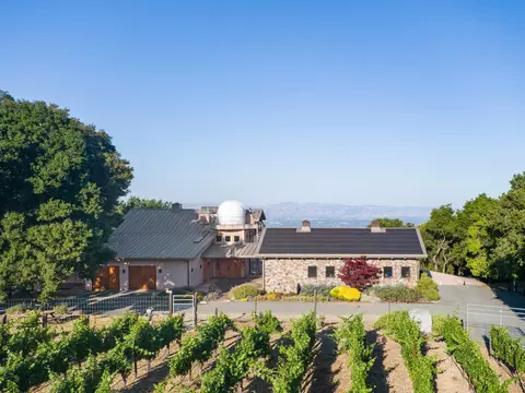 15060 Montebello Rd, Cupertino, CA 95014