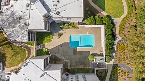 Exterior - 360 Vallejo Dr 105, Millbrae, CA 94030 photo 2 of 2