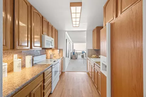 Kitchen - 360 Vallejo Dr 105, Millbrae, CA 94030 photo 2 of 2