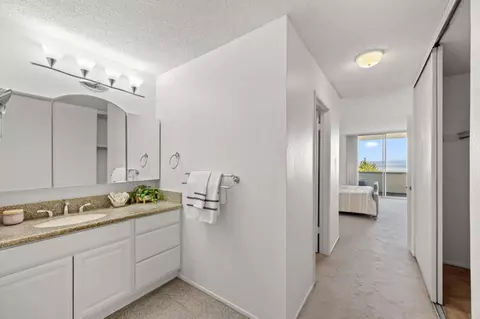 Bath - 360 Vallejo Dr 105, Millbrae, CA 94030 photo 1 of 3