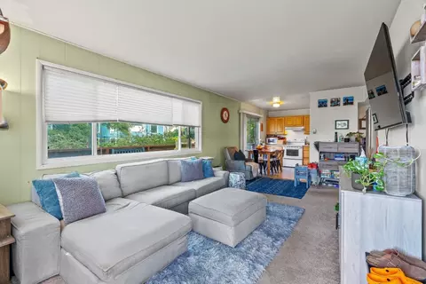 Living - 301 7th St, Pacific Grove, CA 93950 photo 1 of 4