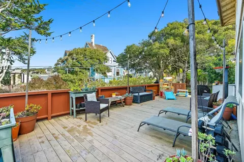 Exterior - 301 7th St, Pacific Grove, CA 93950 photo 9 of 9