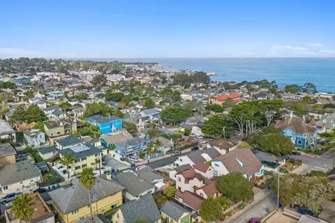 View/Area - 301 7th St, Pacific Grove, CA 93950 photo 3 of 9