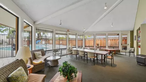 Dining - 400 Ortega Ave 313, Mountain View, CA 94040 photo 3 of 3