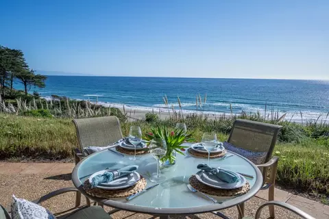 Dining - 60 Seascape Resort Dr, Aptos, CA 95003 photo 2 of 2