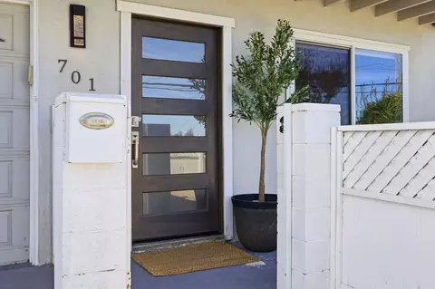 Entry Way - 701 Archer St, Monterey, CA 93940 photo 4 of 4