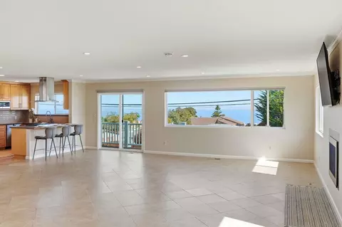 Living - 701 Archer St, Monterey, CA 93940 photo 1 of 2