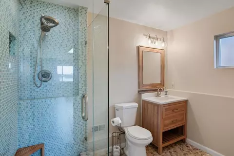Bath - 701 Archer St, Monterey, CA 93940 photo 3 of 4
