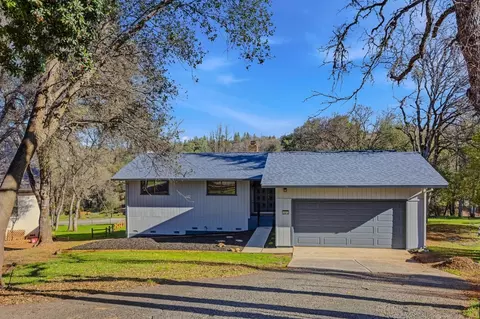 23014 Spyglass Ct, Auburn, CA 95602