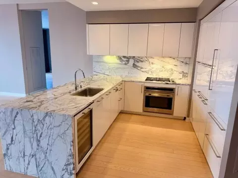 301 Mission St 303, San Francisco, CA 94105