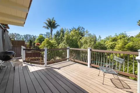 14 Morehouse Dr, Watsonville, CA 95076