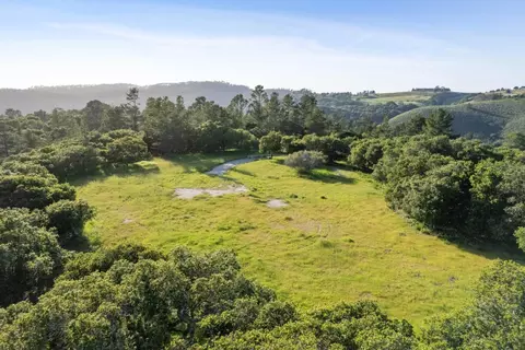 88 Linea De Fuego, Carmel, CA 93923
