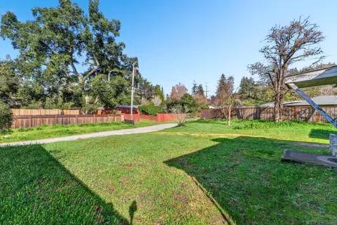 Exterior - 171 Arden Ave, Ben Lomond, CA 95005 photo 4 of 7