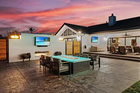 Exterior - 1220 S Ridgemark Dr, Hollister, CA 95023 photo 40 of 40