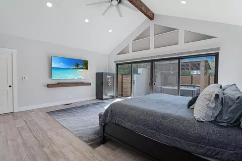 Bedroom - 1220 S Ridgemark Dr, Hollister, CA 95023 photo 8 of 8