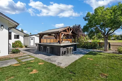 Exterior - 1220 S Ridgemark Dr, Hollister, CA 95023 photo 16 of 40