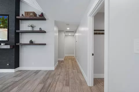 Entry Way - 1220 S Ridgemark Dr, Hollister, CA 95023 photo 3 of 6