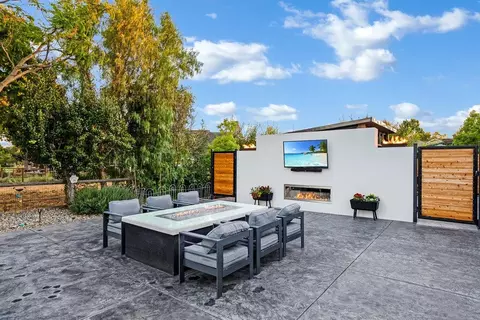Exterior - 1220 S Ridgemark Dr, Hollister, CA 95023 photo 30 of 40