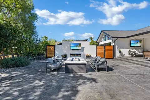 Exterior - 1220 S Ridgemark Dr, Hollister, CA 95023 photo 14 of 40