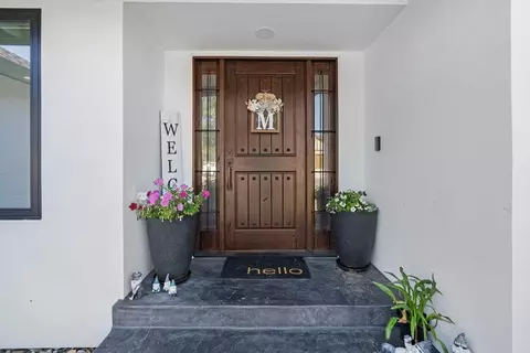Entry Way - 1220 S Ridgemark Dr, Hollister, CA 95023 photo 1 of 6