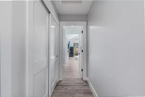 Entry Way - 1220 S Ridgemark Dr, Hollister, CA 95023 photo 5 of 6