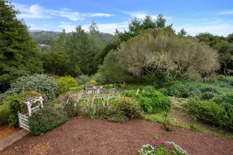 Exterior - 645 Skyward Dr, Aptos, CA 95003 photo 10 of 15