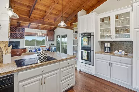 Kitchen - 645 Skyward Dr, Aptos, CA 95003 photo 2 of 6
