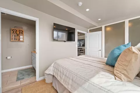 Bedroom - Park Pl, Capitola, CA 95010 photo 3 of 8