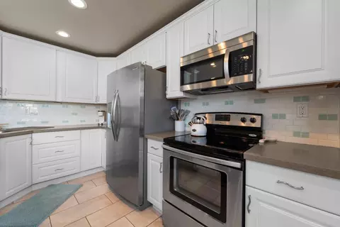 Kitchen - Park Pl, Capitola, CA 95010 photo 9 of 11