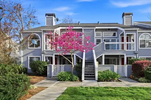 727 Portwalk Pl, Redwood City, CA 94065