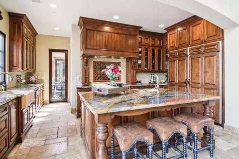 Kitchen - 12220 Heritage, Gilroy, CA 95020 photo 4 of 4